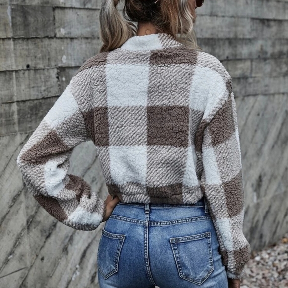 Drop Shoulder Kangaroo Pocket Buffalo Plaid Teddy Pullover - Picture 2 of 3